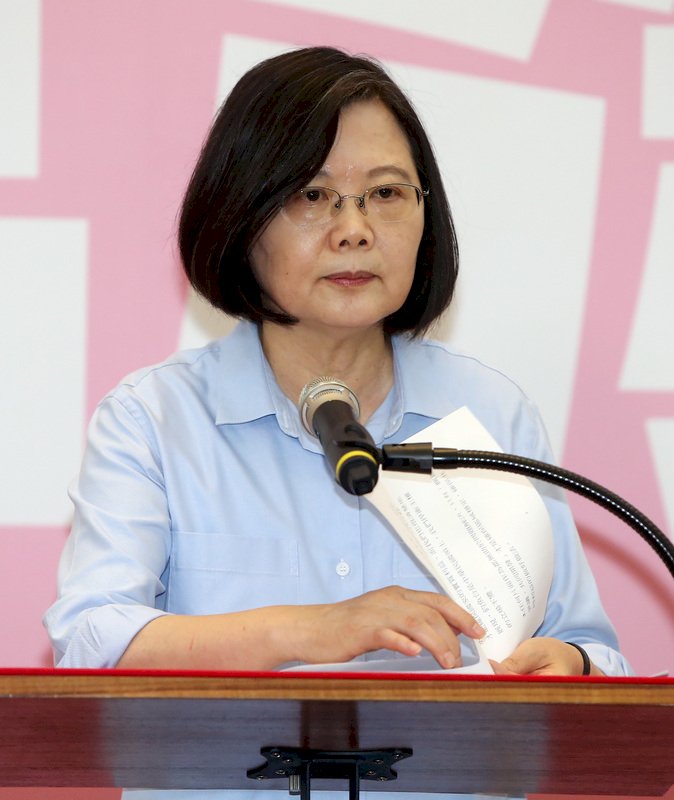 Tsai vows to protect fishermen’s rights around the Diaoyutai Islands