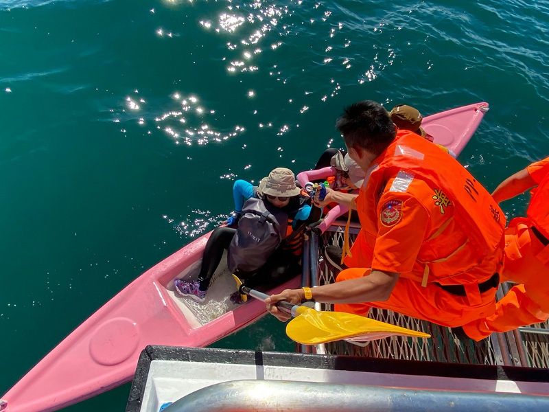WATCH: Small watercraft dangerously entering boat lanes can incur large fines