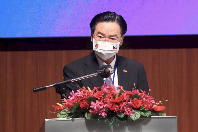 Foreign minister calls for Taiwan’s participation in UN in Dutch article