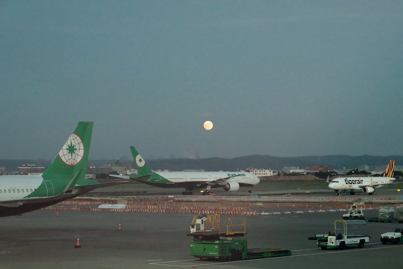 Official: Rules governing pilot quarantine could be eased in March