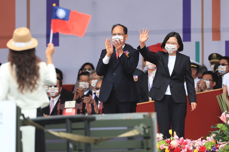 President Tsai outlines economic strategies