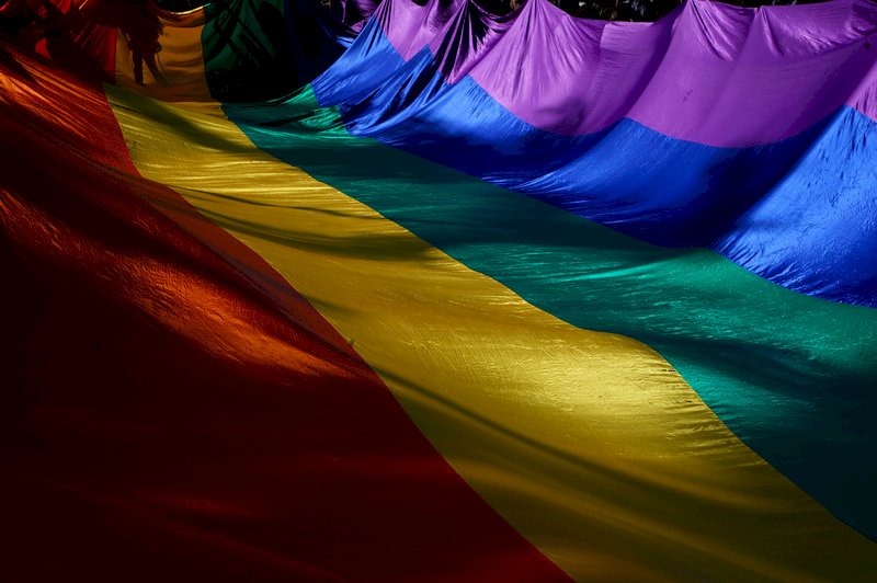 Filipino LGBTQ community shines in face of discrimination