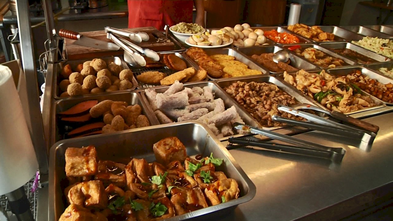 Video: Western Taiwan town goes vegetarian for the week