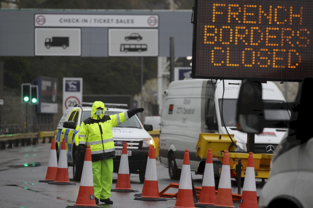 UK arrivals to be placed in centralized quarantine facility after Dec. 23