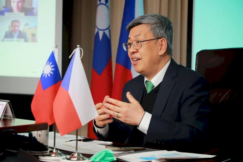 Taiwanese and Czech experts hold online public health forum