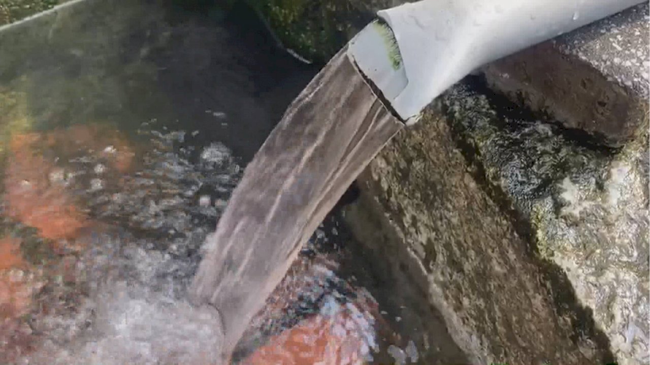 Centuries-old well provides town with water amid drought