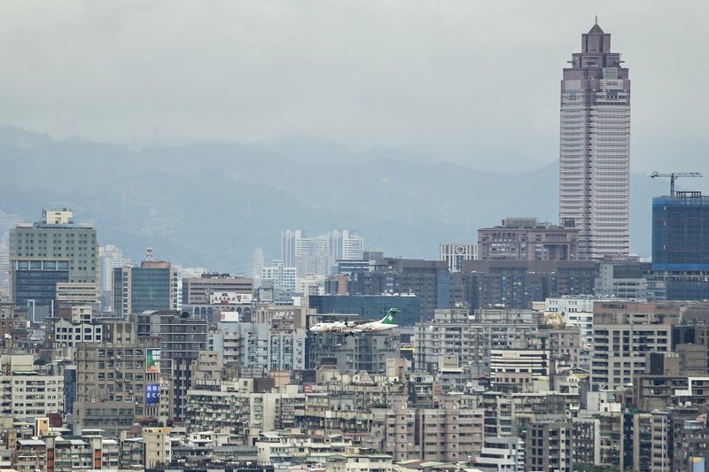 Real estate speculation bill passes final reading