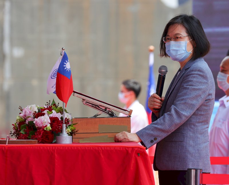 10,000-ton transport dock a milestone in indigenous shipbuilding: Tsai