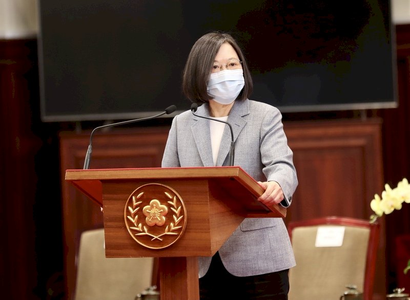 Tsai awarded John McCain Prize for Leadership in Public Service