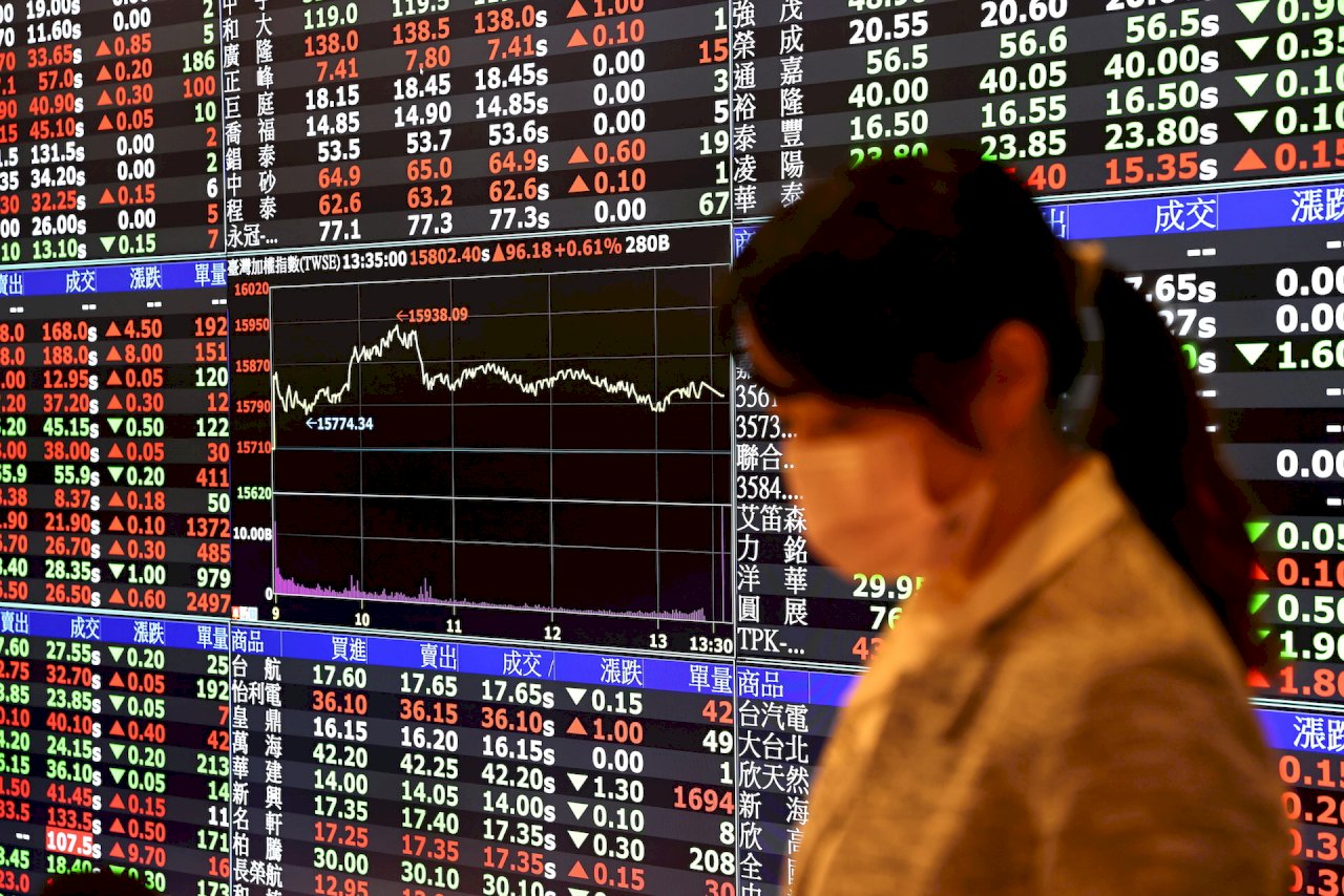 Stock market stabilization measures to continue: Minister