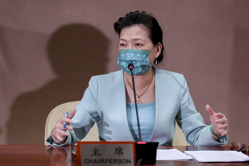 Minister: Voucher program to go ahead despite COVID clusters