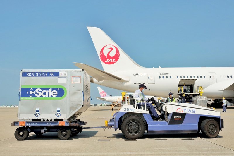 Japan’s fourth batch of donated vaccines arrive in Taiwan