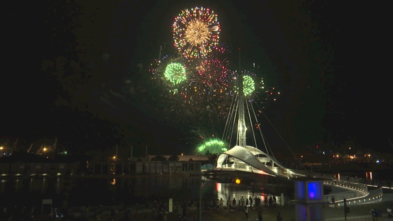 VIDEO: Crowds at national fireworks show capped at 20,000