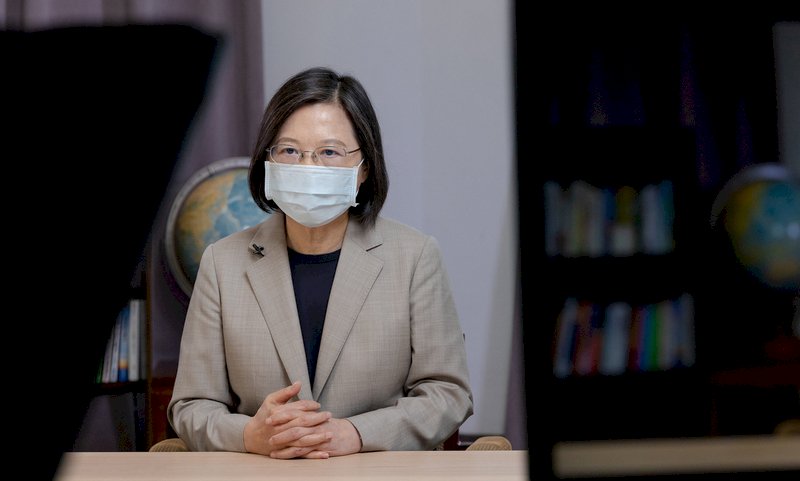 Tsai marks 50th anniversary of Food & Fertilizer Technology Center