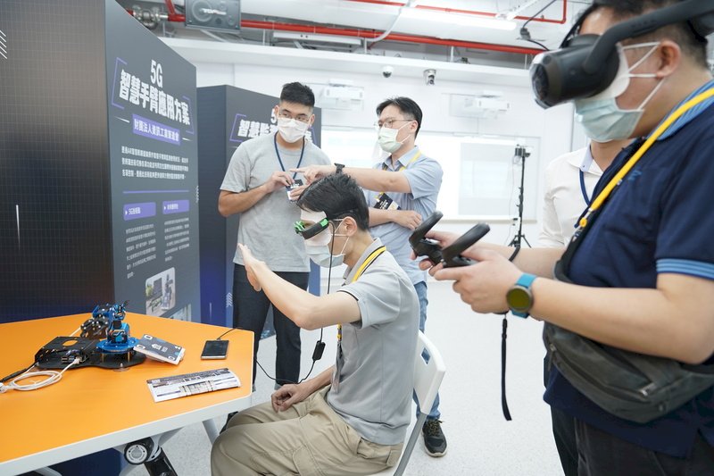 Taiwan invests in 5G to create future smart technology