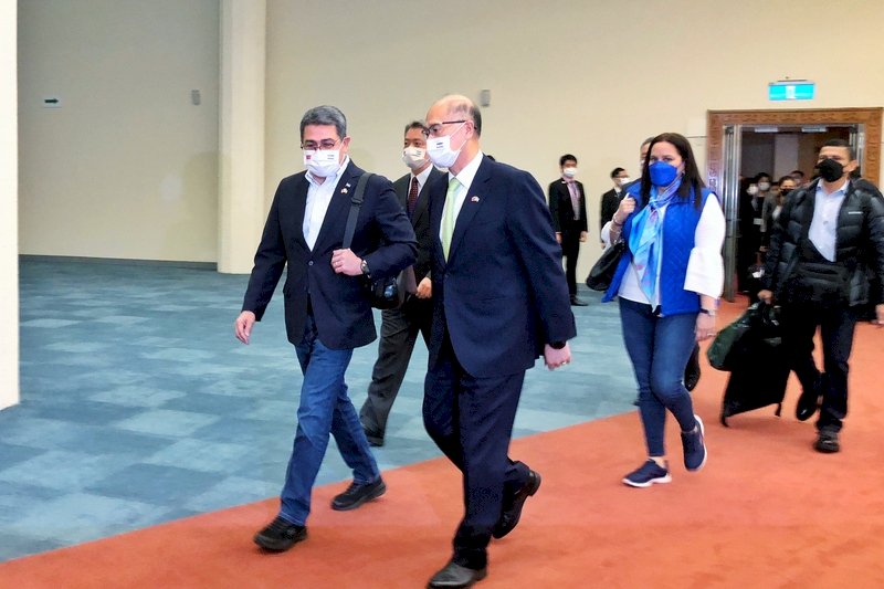 Honduran president concludes official visit to Taiwan