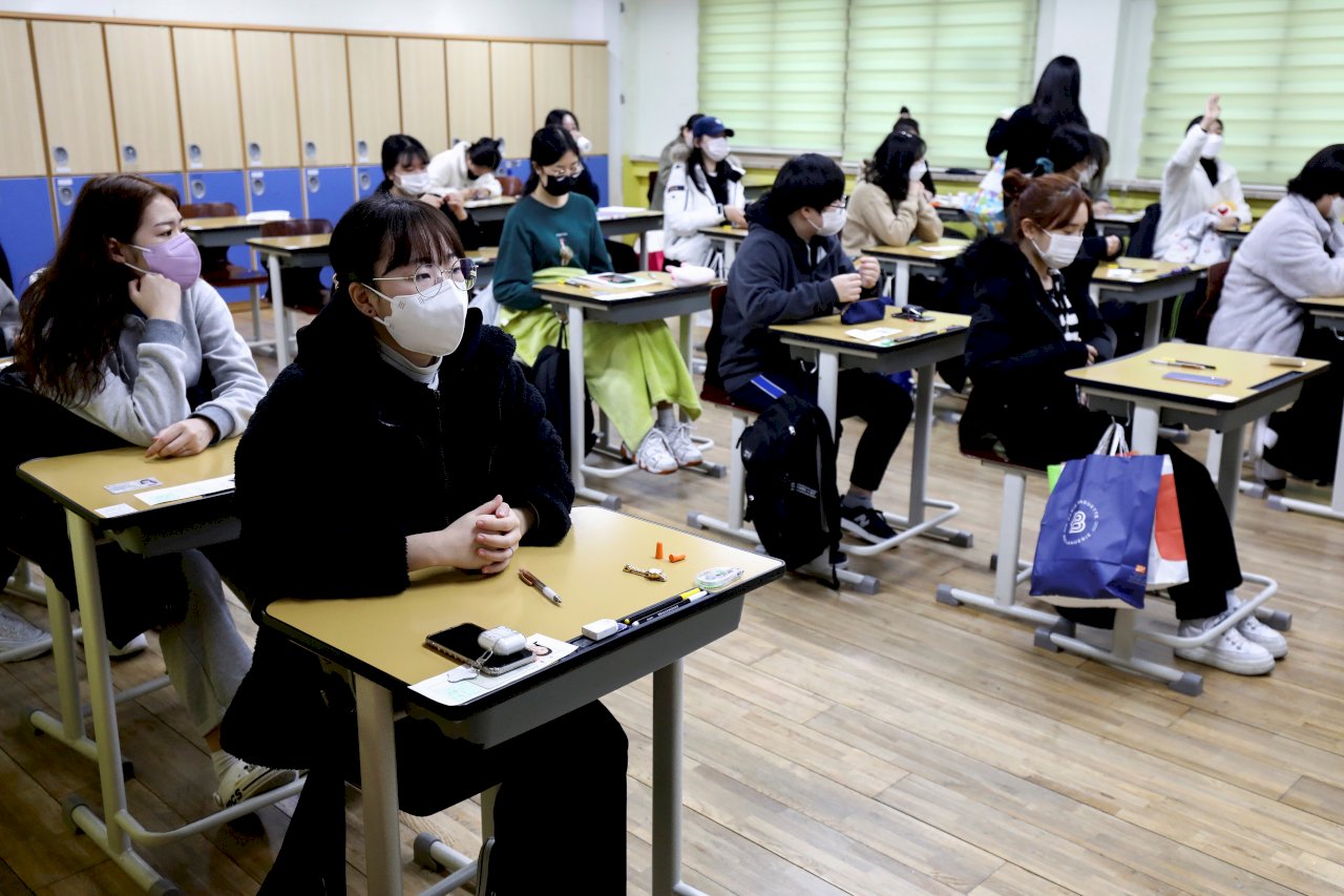 Premier Su calls for strict safety protocol at upcoming college entrance exam