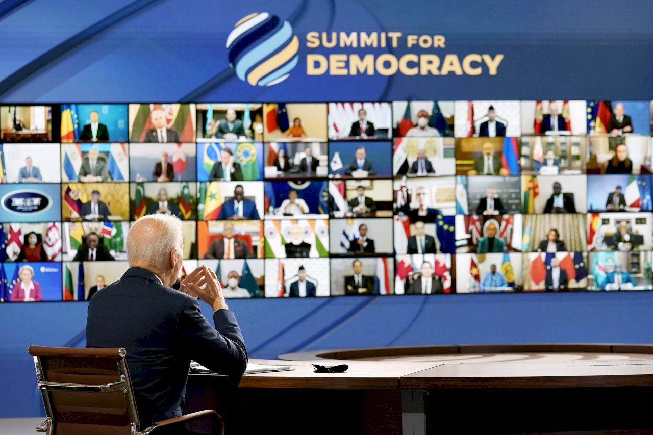 Taiwan attends US Summit for Democracy
