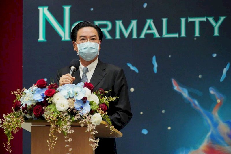 Taiwan foreign minister: Support for cross-strait peace deters autocracy