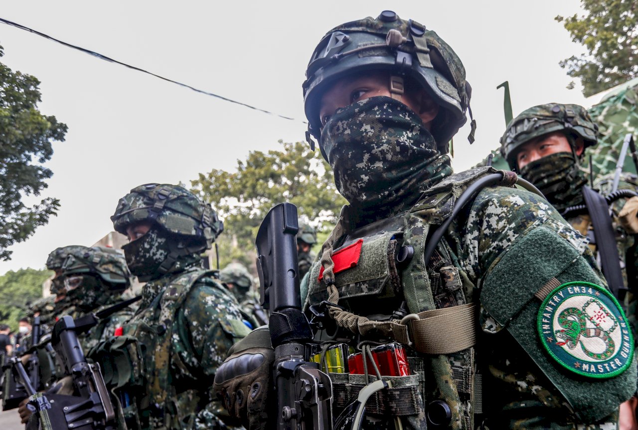 Taiwan to send troops to train in the US