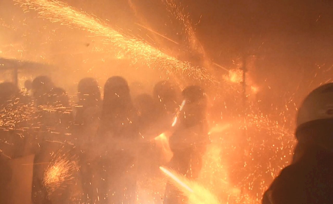 VIDEO: Taiwan’s famous beehive fireworks festival to be scaled down due to COVID
