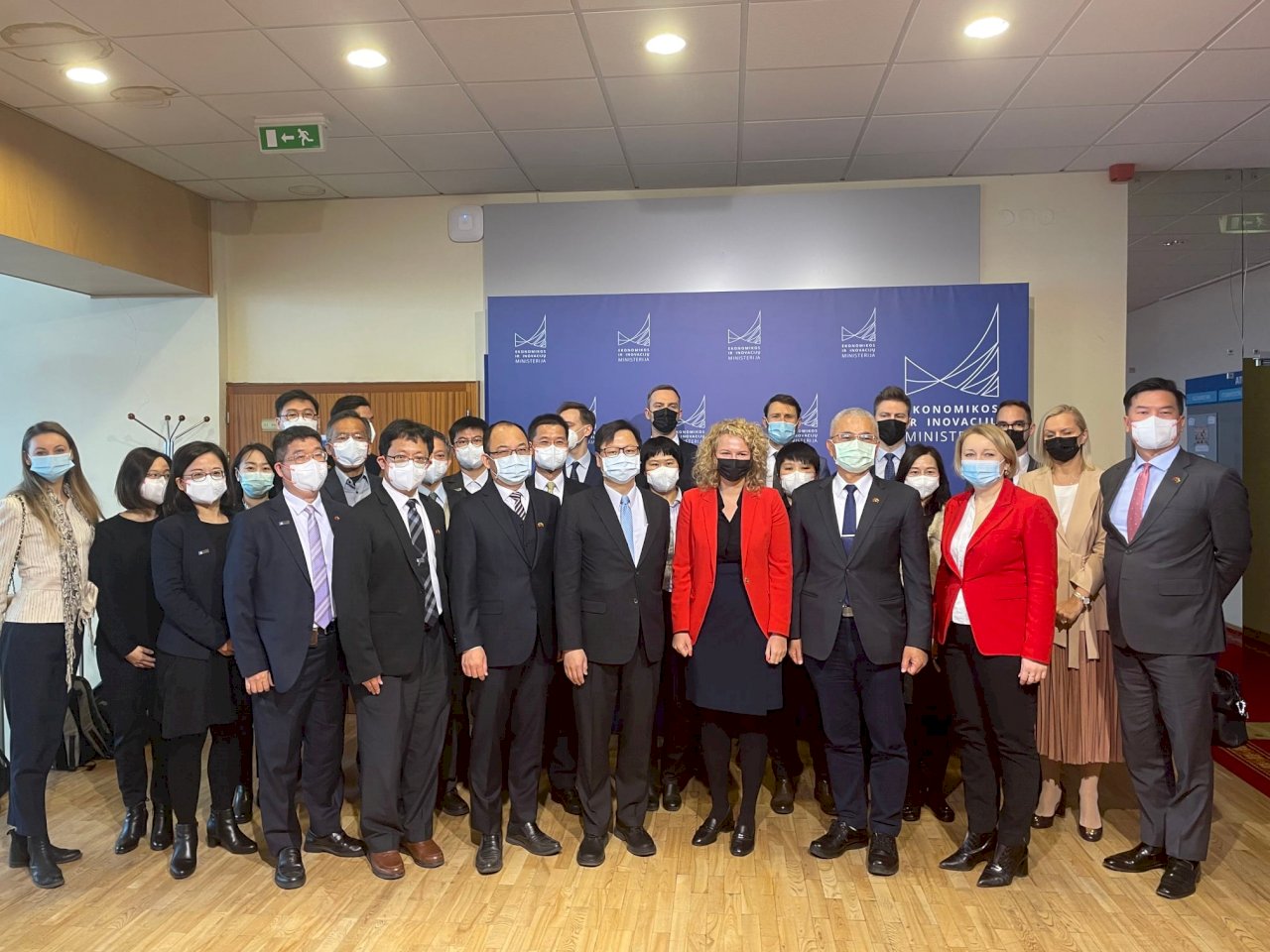 Lithuania minister suggests further cooperation with Taiwan in semiconductors