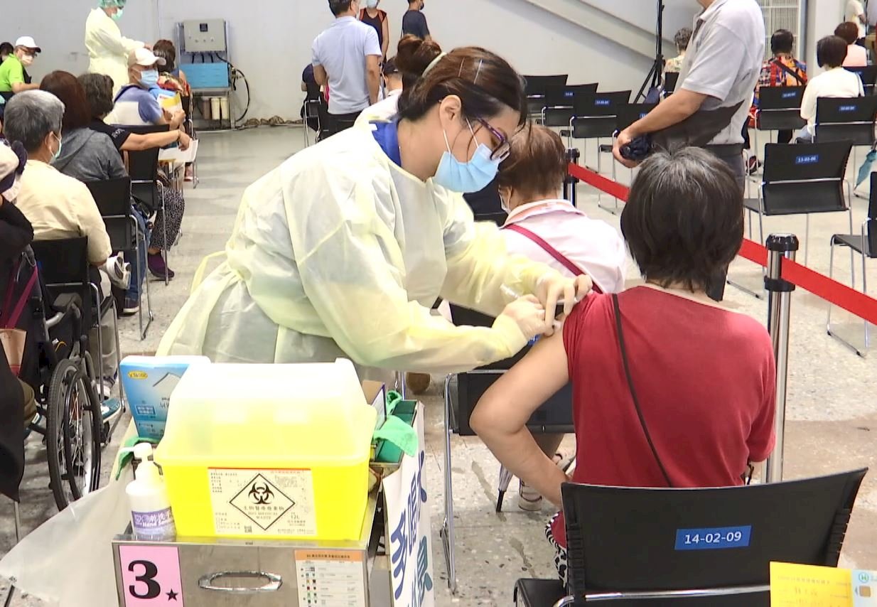 VIDEO: Experts weigh in on herd immunity in Taiwan