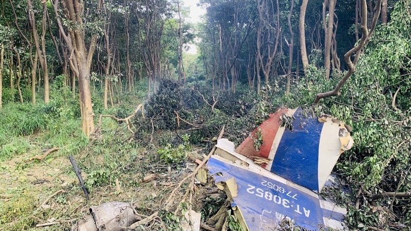 Taiwan air force suspends all flight trainings after training crash