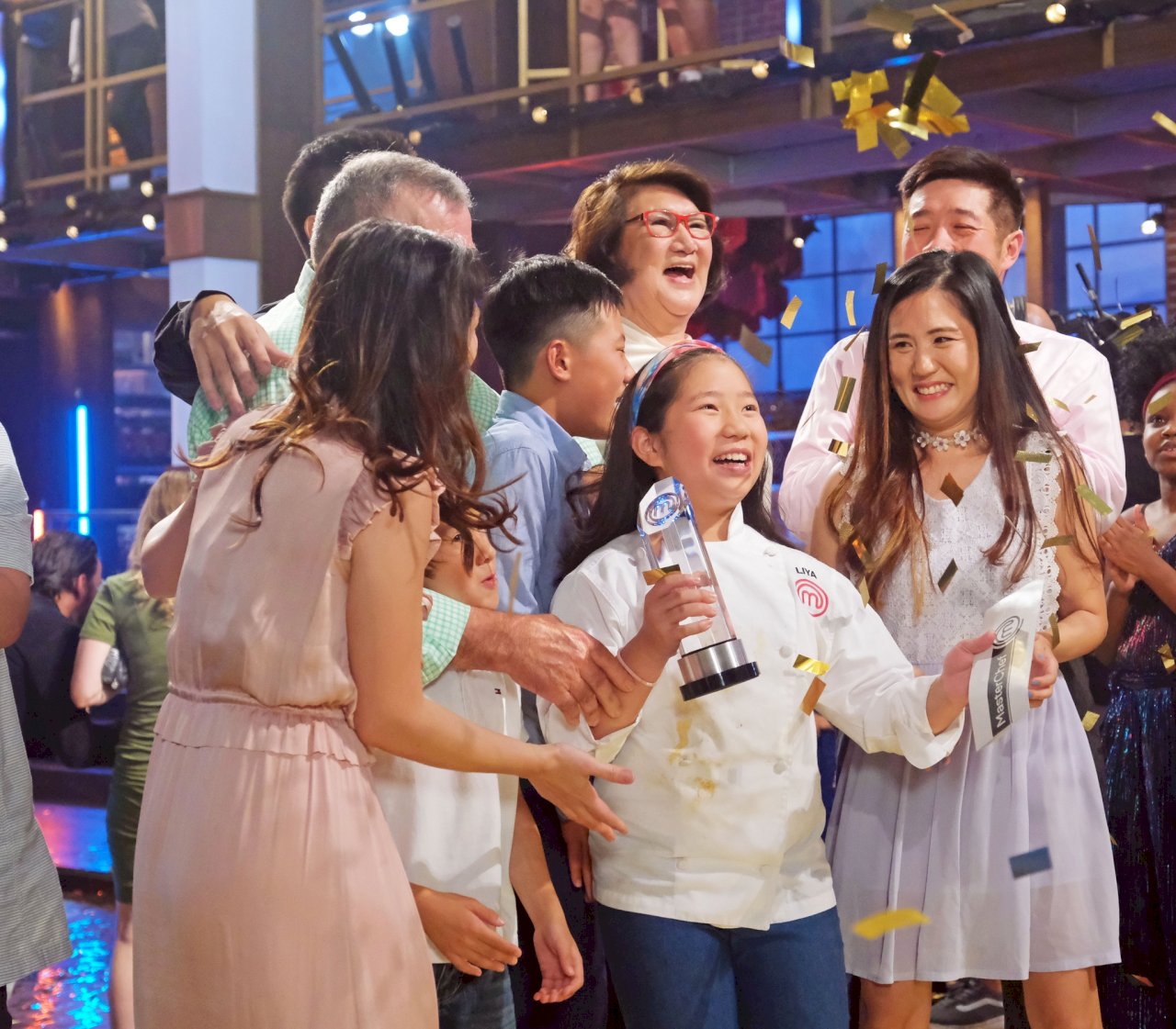 Recycling Mishaps, Raunchy Celebrations, Taiwan's MasterChef Junior, and a Gold Medal