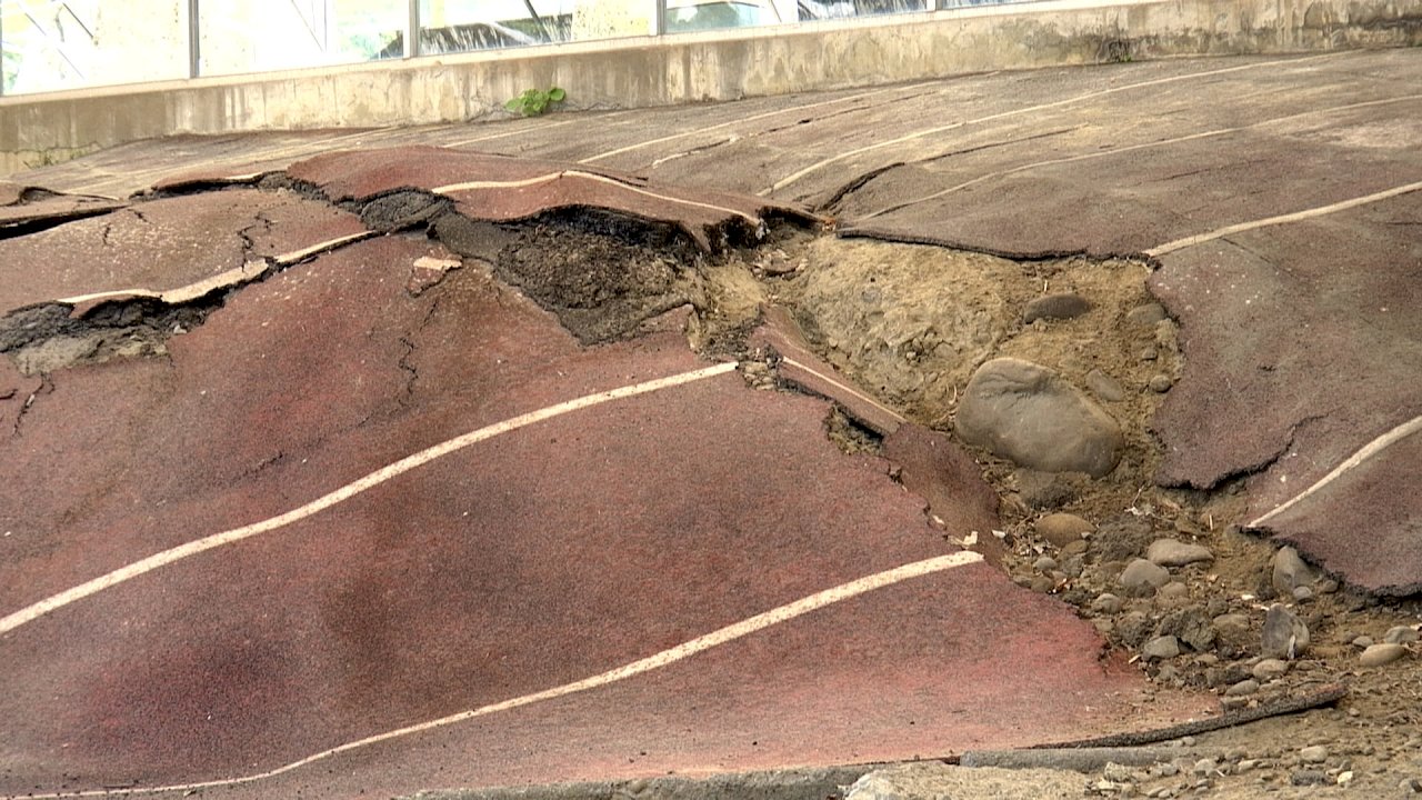 VIDEO: Alerts go off on earthquake anniversary