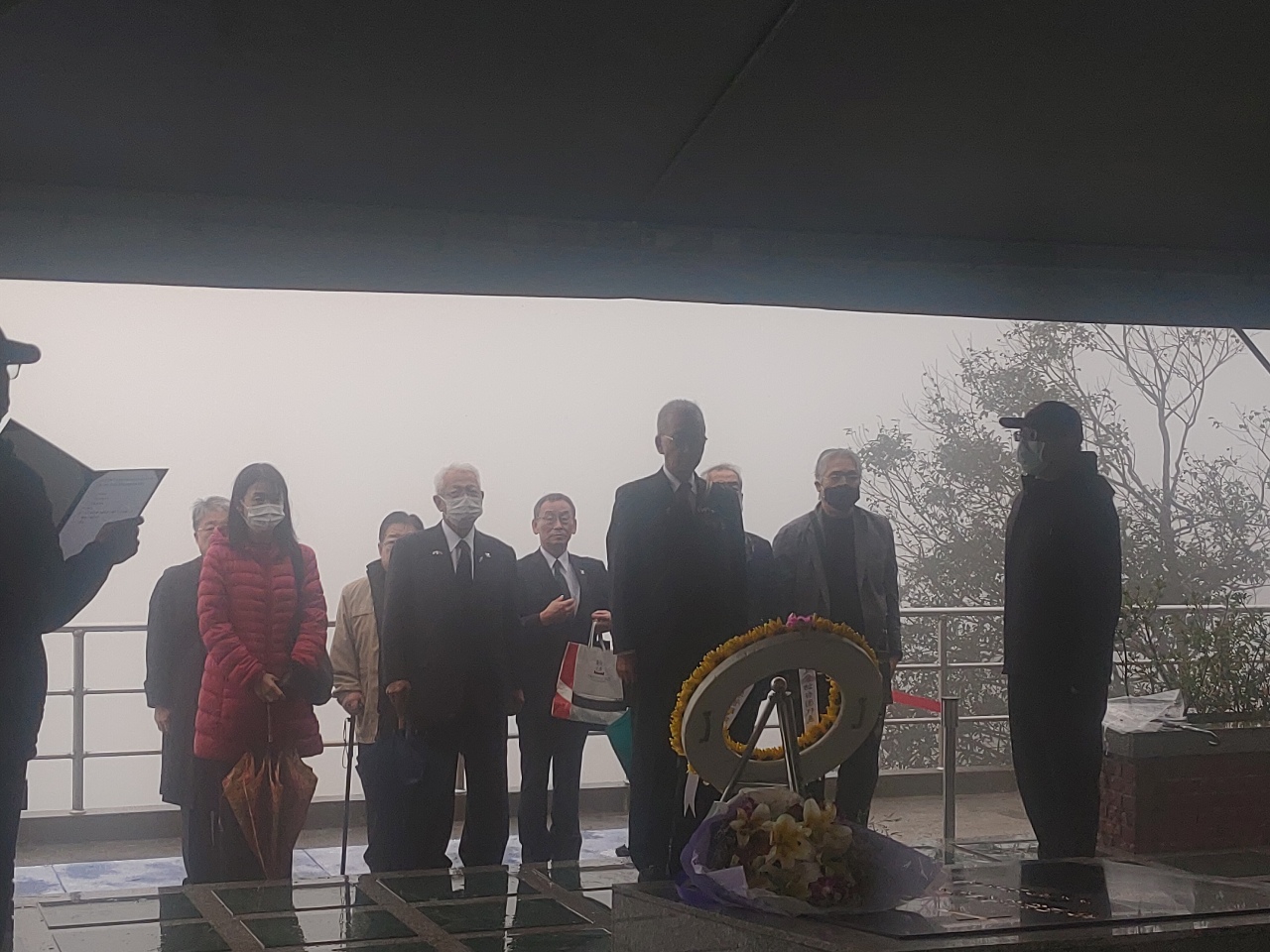 Japanese legislators visit memorial to former Taiwan President Lee Teng-hui
