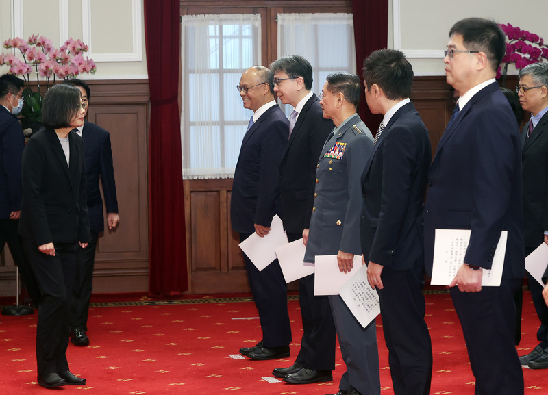 New cabinet, diplomats sworn in