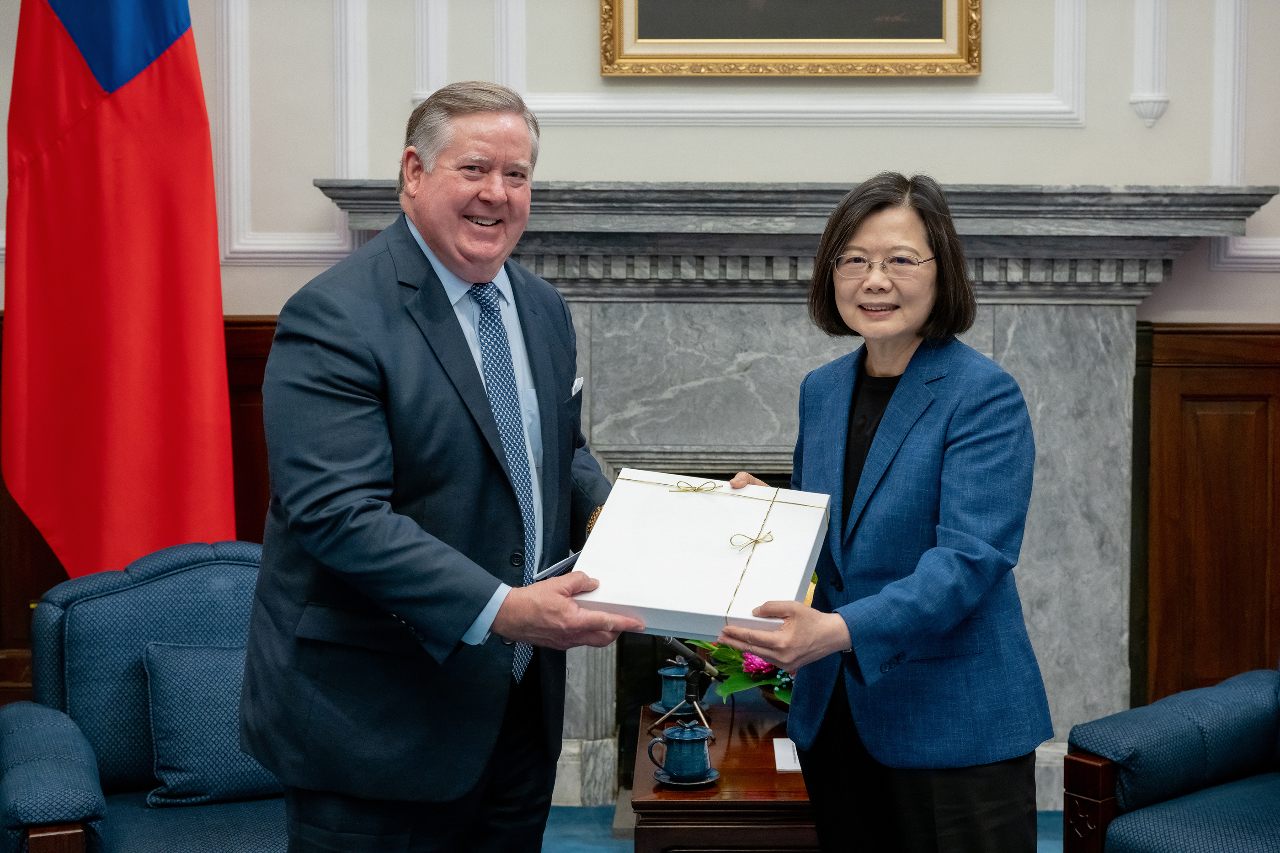 President Tsai urges U.S. lawmakers to deepen trade and military ties with Taiwan