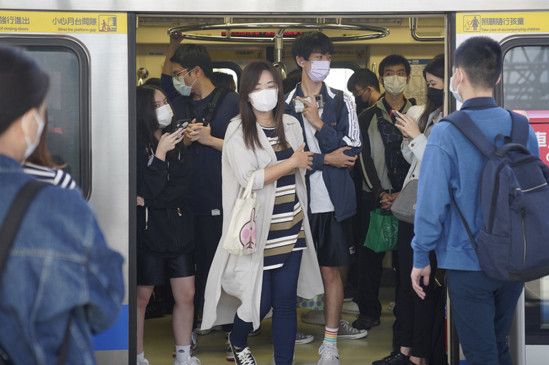 What are the modes of transportation in Taiwan?