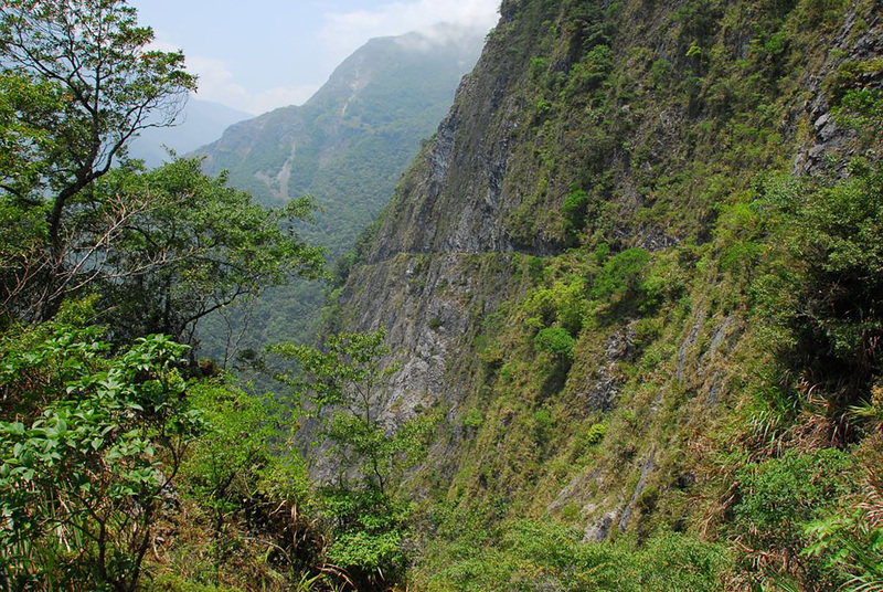 Taiwanese old photos, nature trails and…brain-eating amoebas?!!