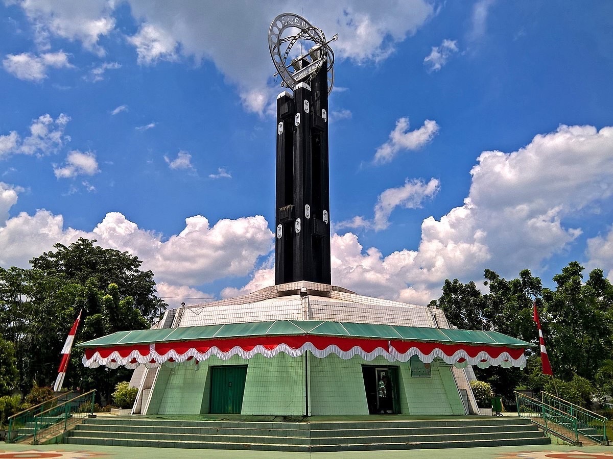 Rti heads to Indonesia to meet listeners and visit Kalimantan for the first time