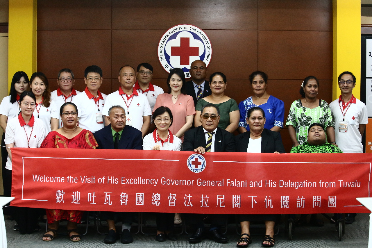 Tuvalu Governor-General visits Red Cross Society for disaster prevention and relief exchanges
