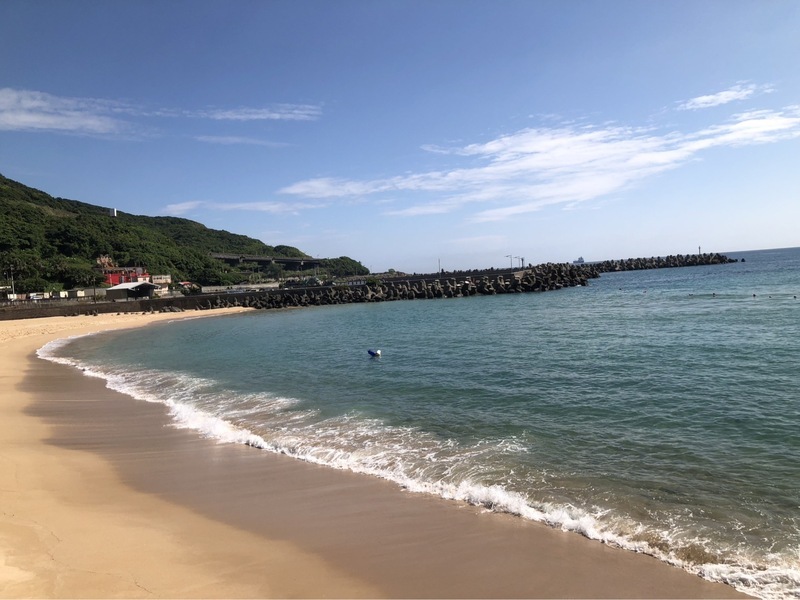 VIDEO: Keelung beach reopens following drowning incidents