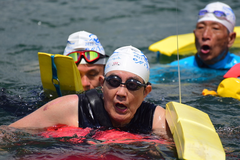 WATCH: Over 22,000 swimmers make a splash at Sun Moon Lake