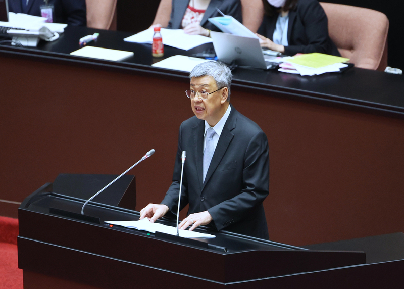 Premier Chen Chien-jen outlines 3 main focus areas in administration report