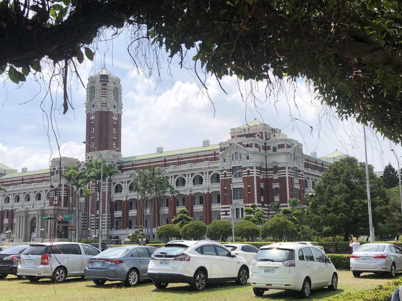 A walk in Taipei's popular spots