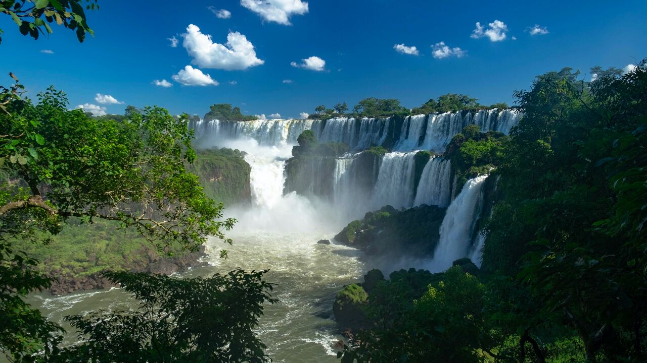 Dreaming to go to the other side of the earth