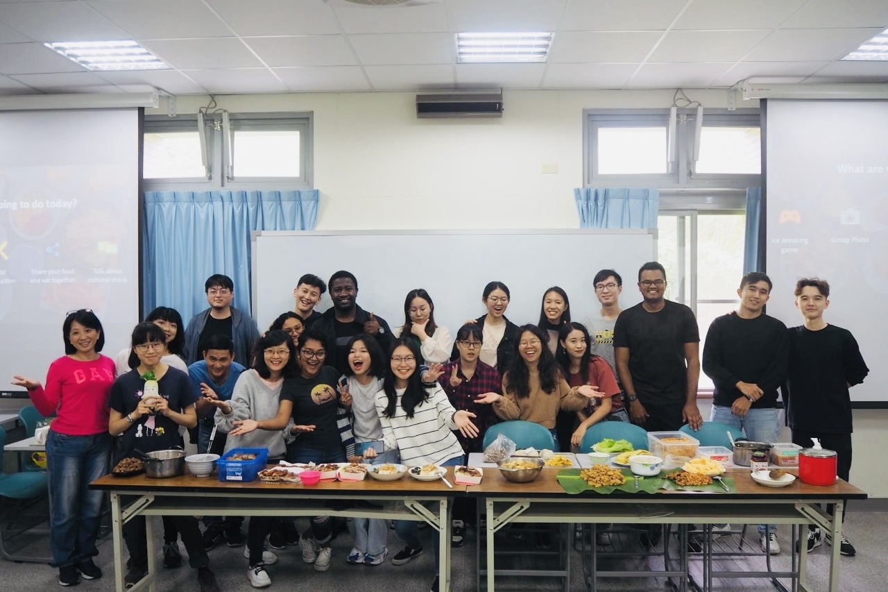 Cherished moments during community building feat. Kuan-yu Lin