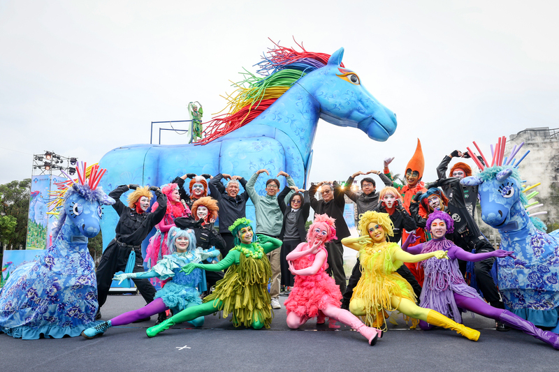 Mighty 10-meter “Rain Horse” to perform at presidential inauguration