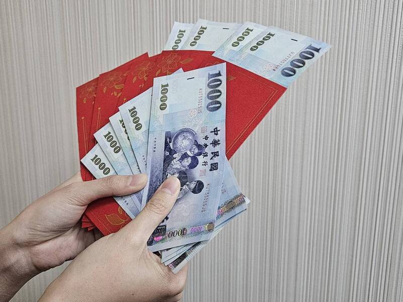 Labor Ministry: delayed pay illegal regardless of LNY holiday