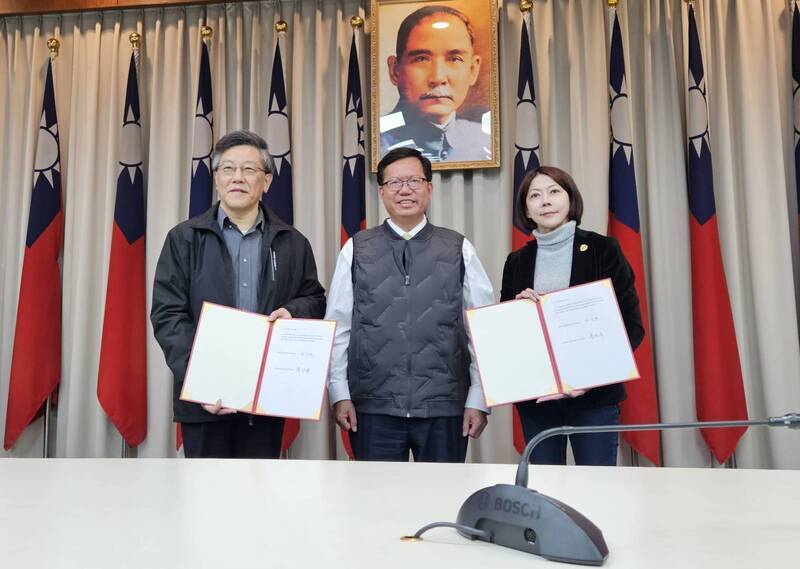EVA Air avoids LNY strike, reaches agreement with pilots union