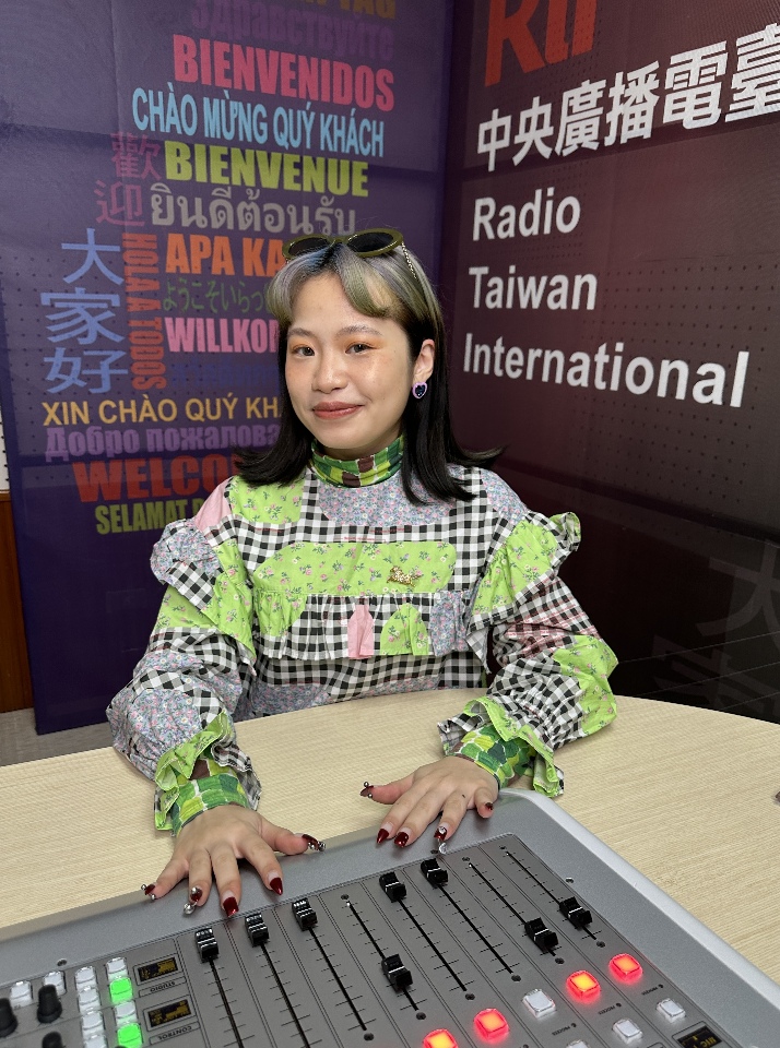 Claw culture: A peek into Peggy's artistry ft. Peggy Chen