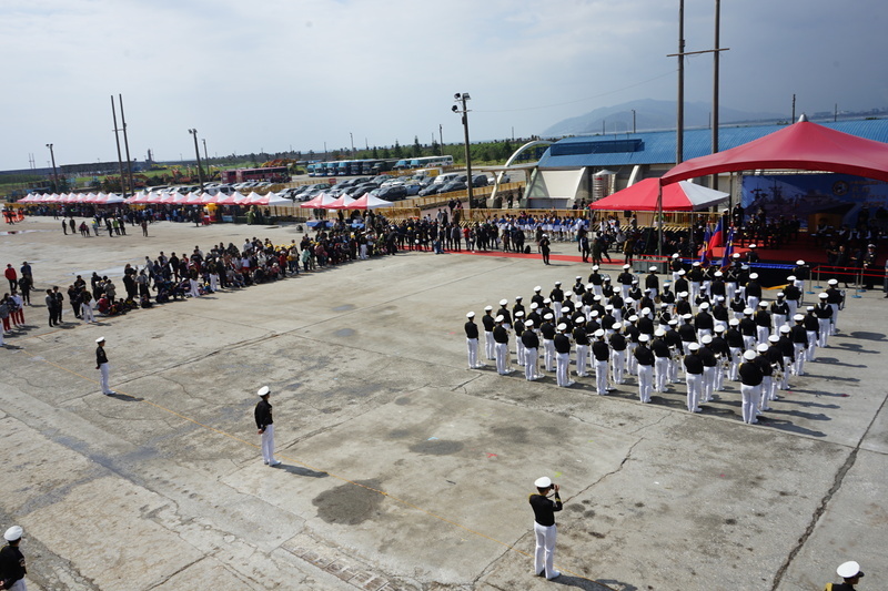 WATCH: Families flock to Taiwan Navy open days