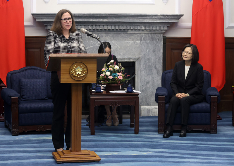 President Tsai Ing-wen receives AIT Chair Laura Rosenberger