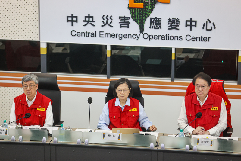 President Tsai calls for government cooperation to tackle earthquake’s impact